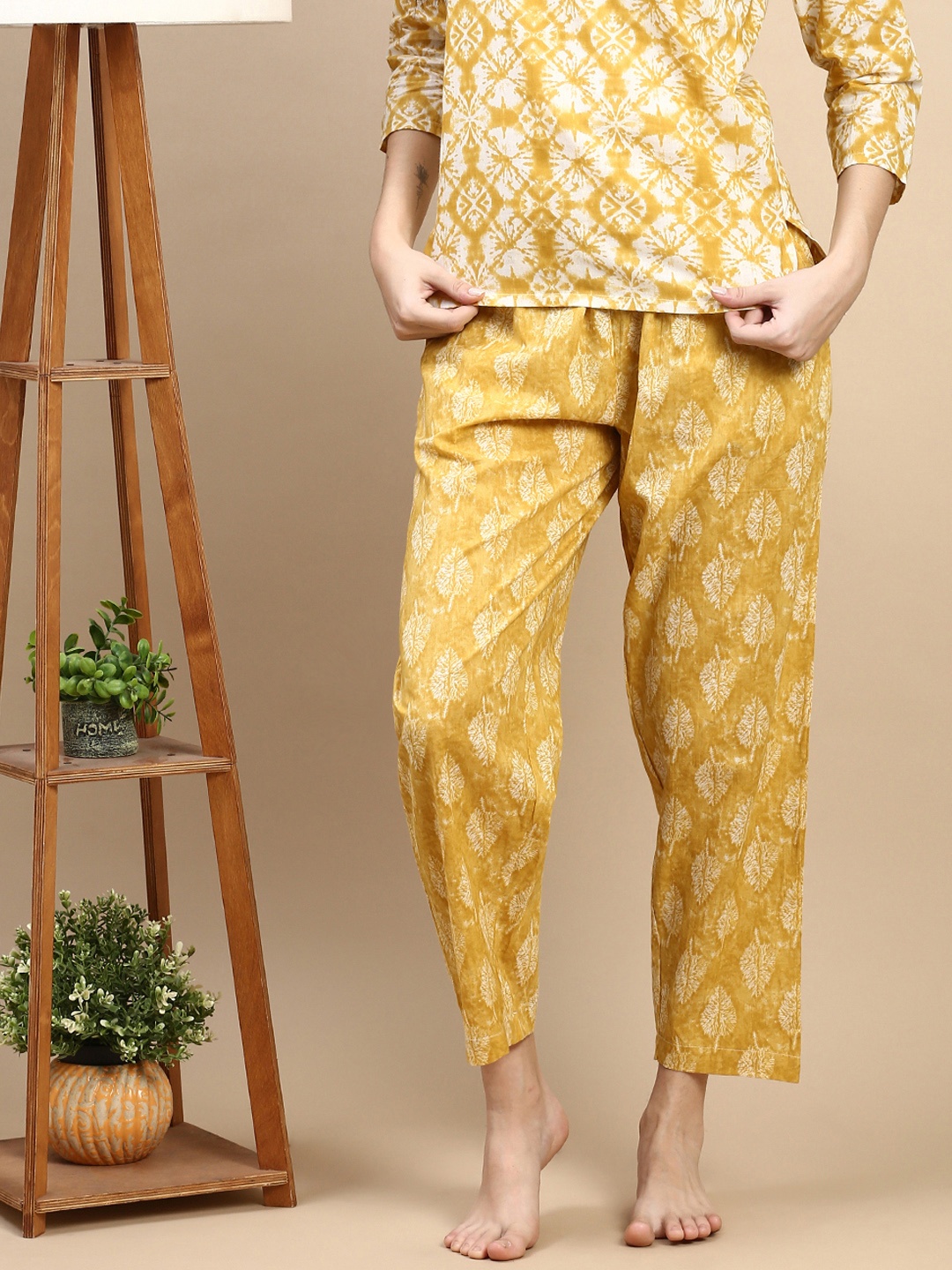

Kryptic Women Printed Cotton Relaxed Fit Loungepant, Yellow