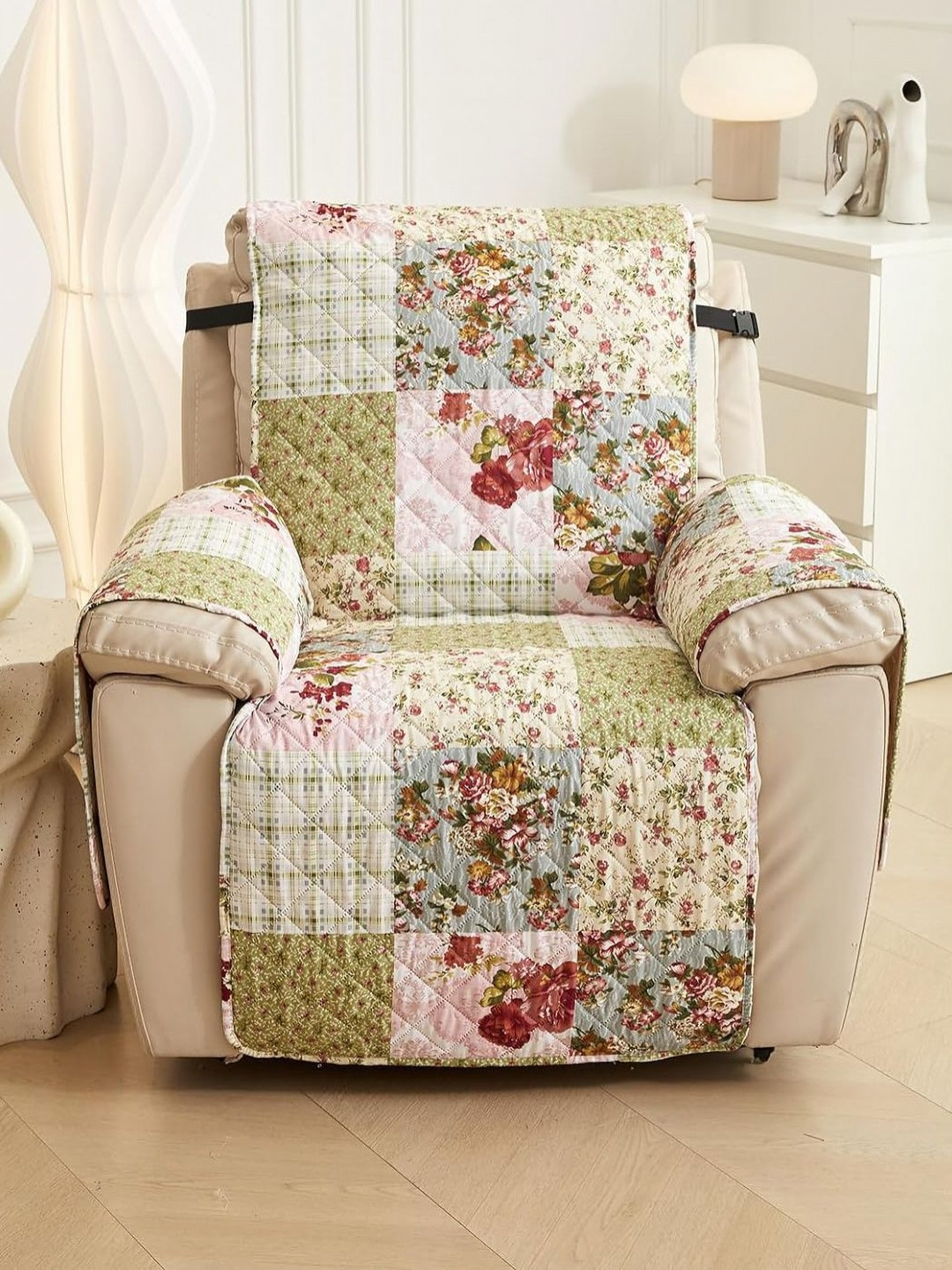 

HOUSE OF QUIRK Green Recliner Single Seater Quilted Water-Repellent Waterproof Sofa Mat, Cream