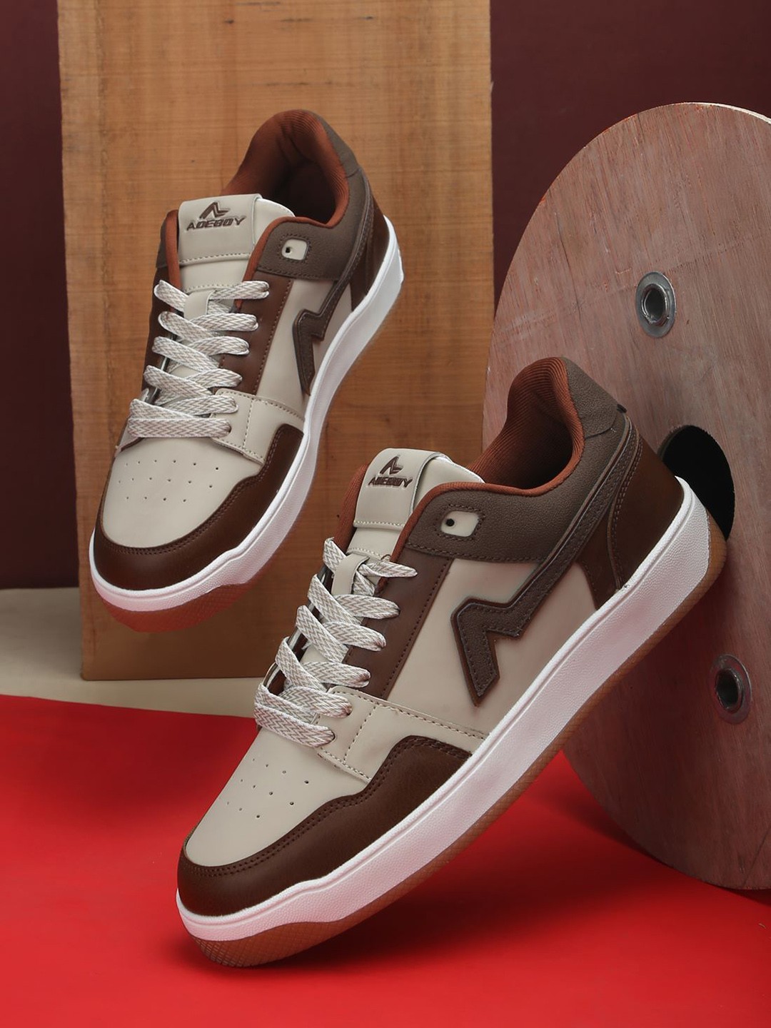 

adeboy Men Lace-Ups Sneakers, Cream