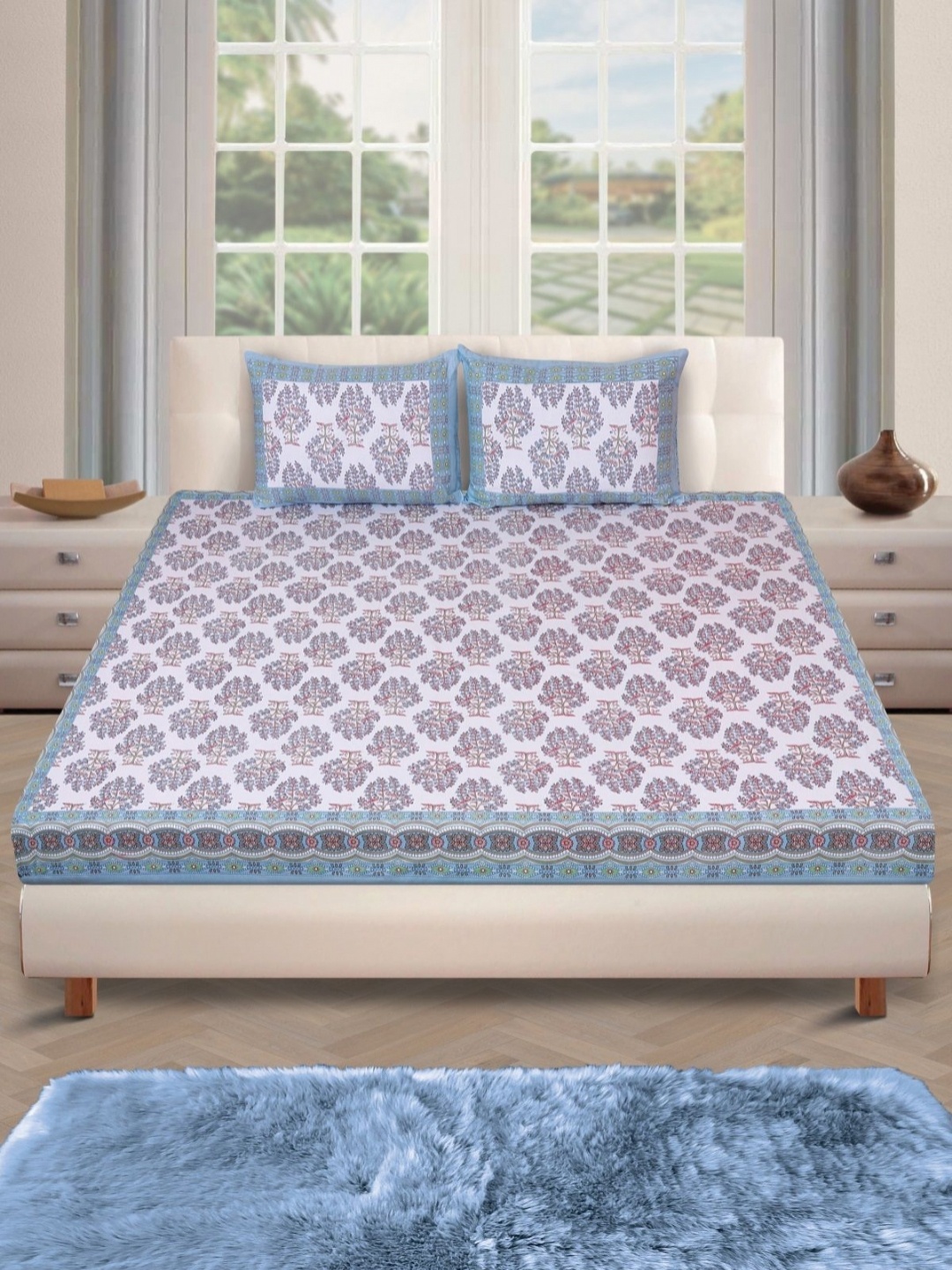 

Aura White & Pink Floral 260 TC King Cotton Bedsheet Set 2.74 m x 2.74 m