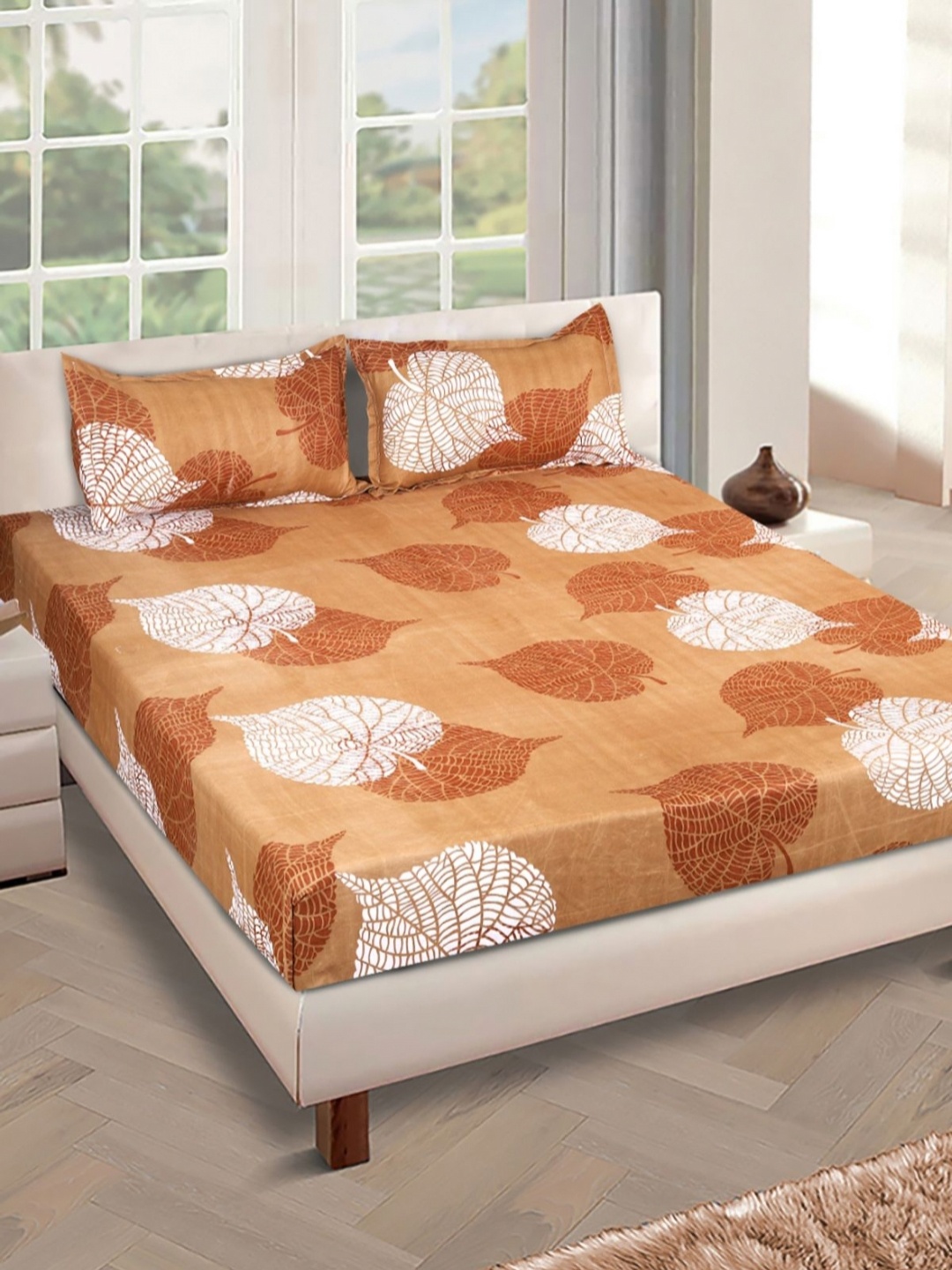 

Aura Brown Betel leaf 160 TC Queen Bedsheet with 2 Pillow Covers