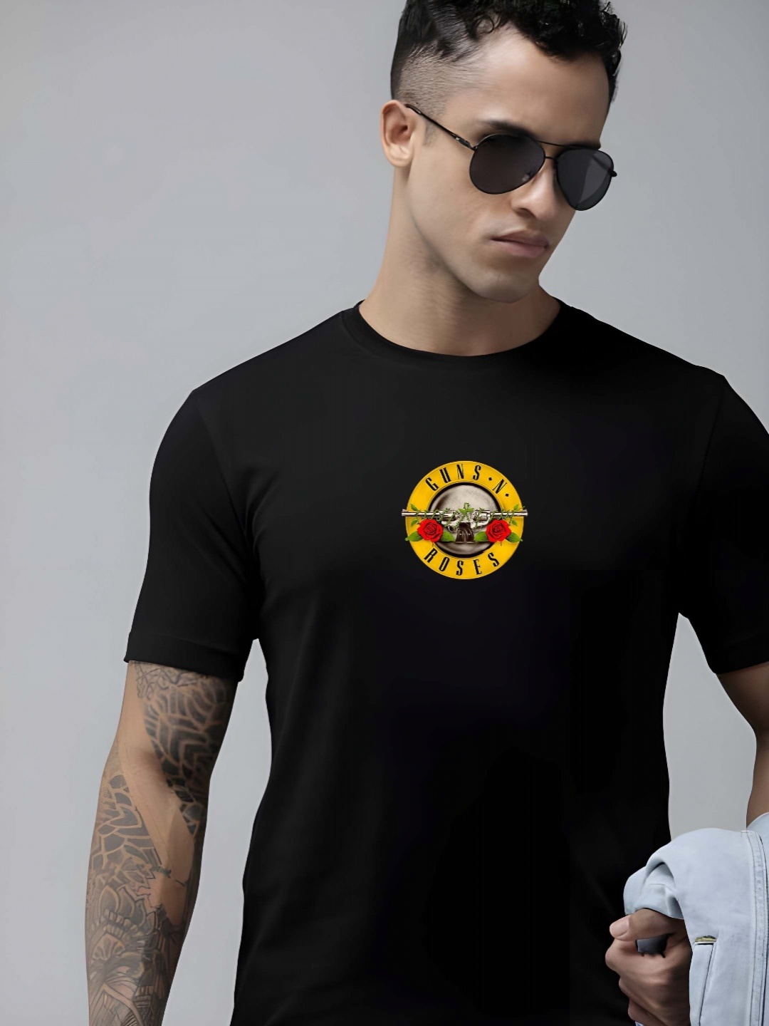

KAIDO Men Graphic Printed Round Neck Cotton T-shirt, Black