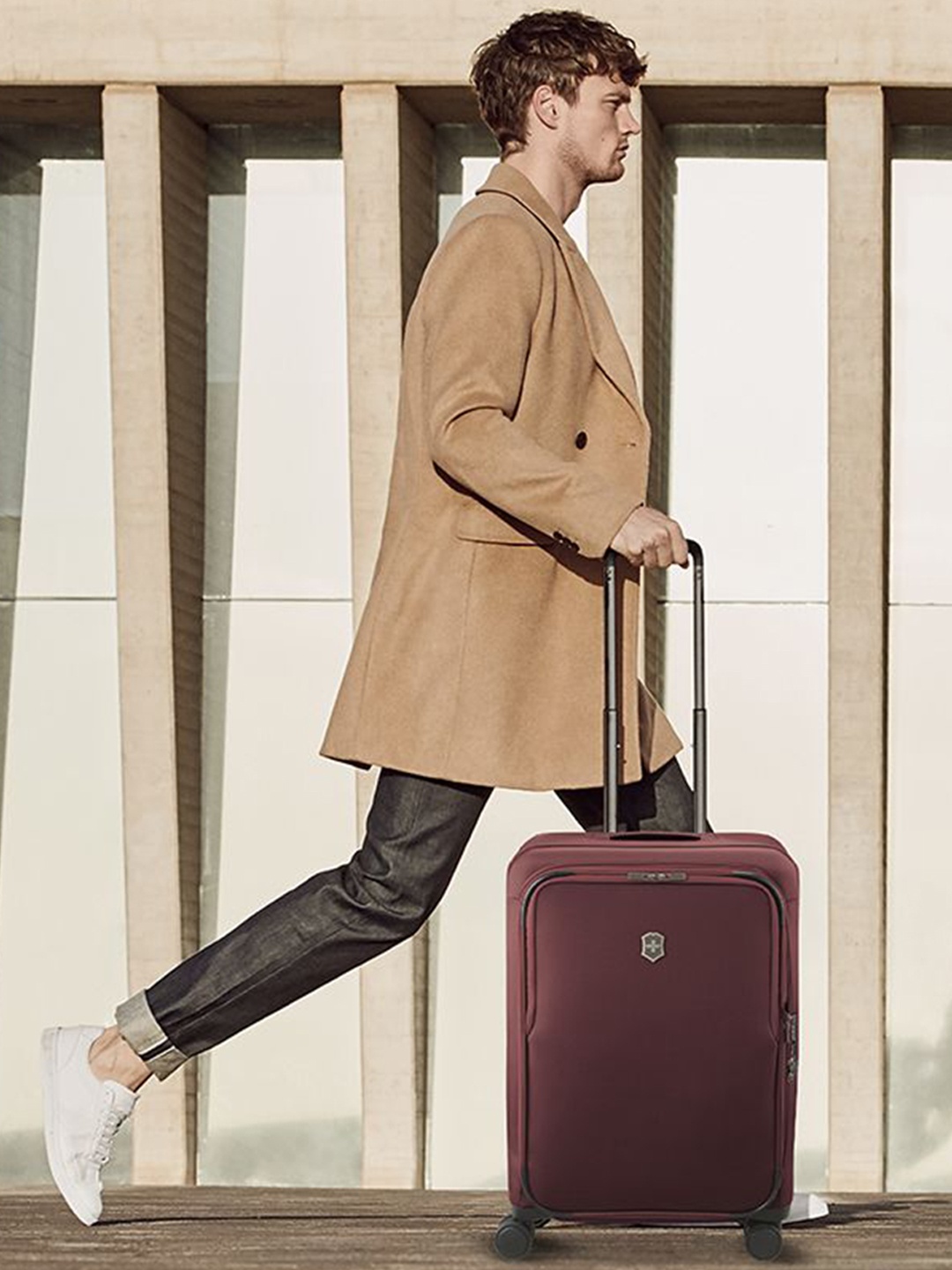 

Victorinox Connex Medium Softside Trolley Bag, Red