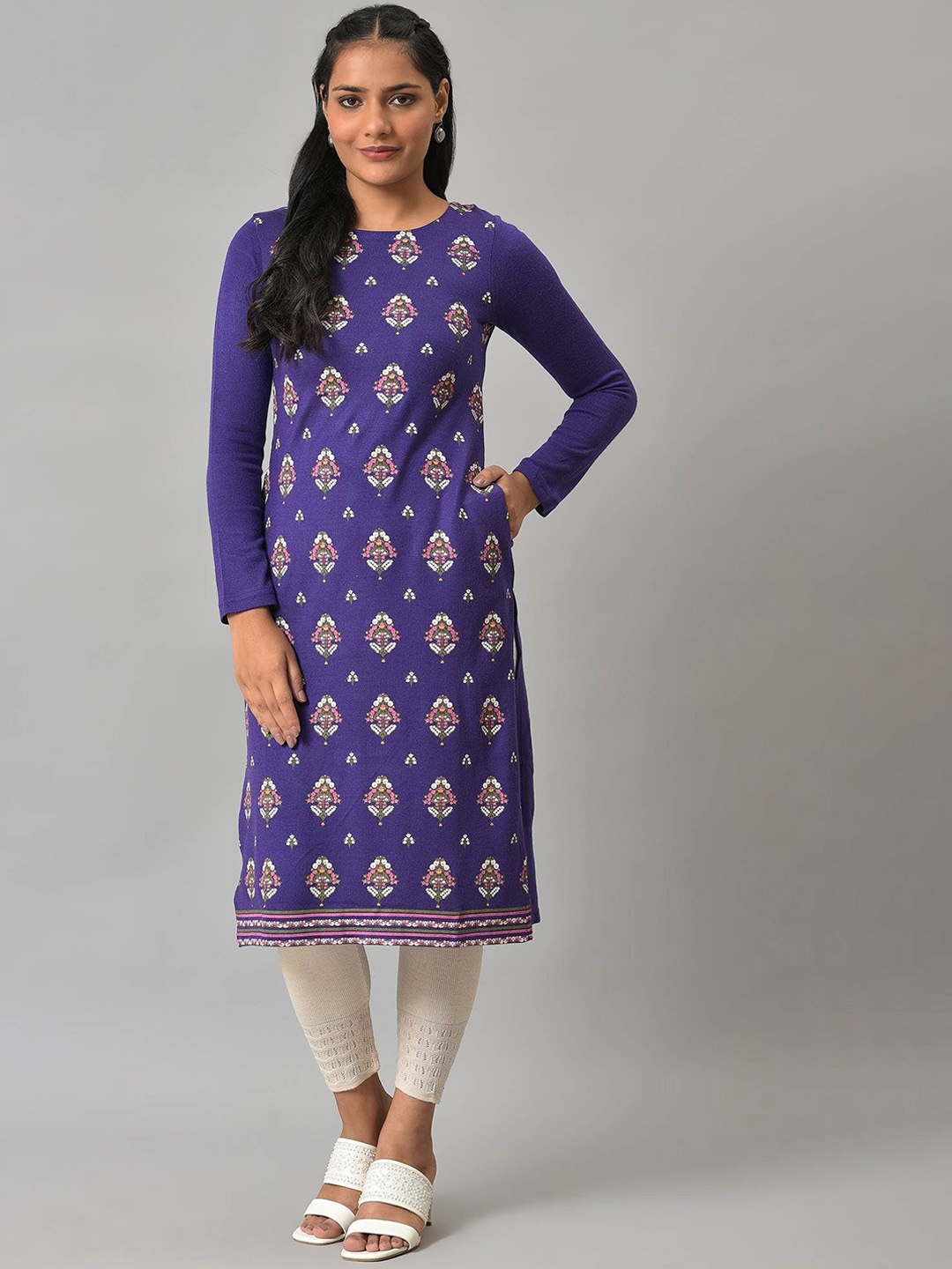 

W Floral Printed Round Neck Acrylic Straight Kurta, Purple