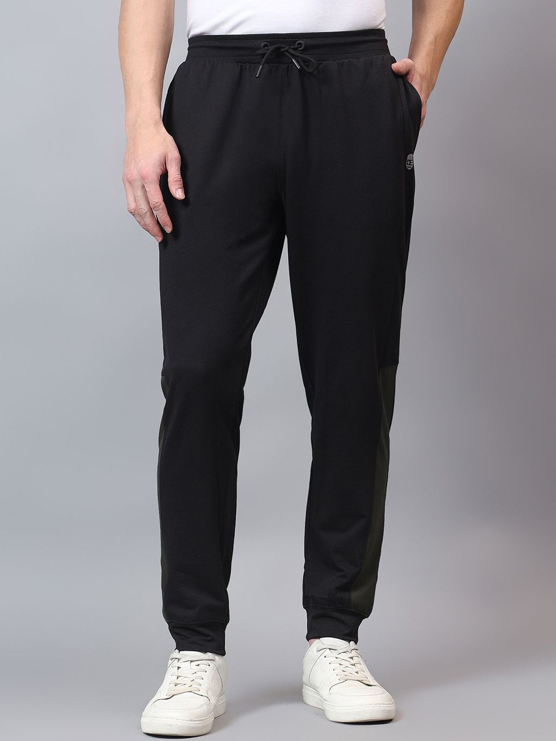 

Cantabil Men Mid Rise Joggers, Black