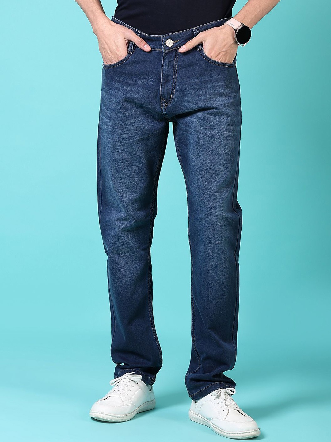 

V-Mart Men Mid-Rise Light Fade Jeans, Blue