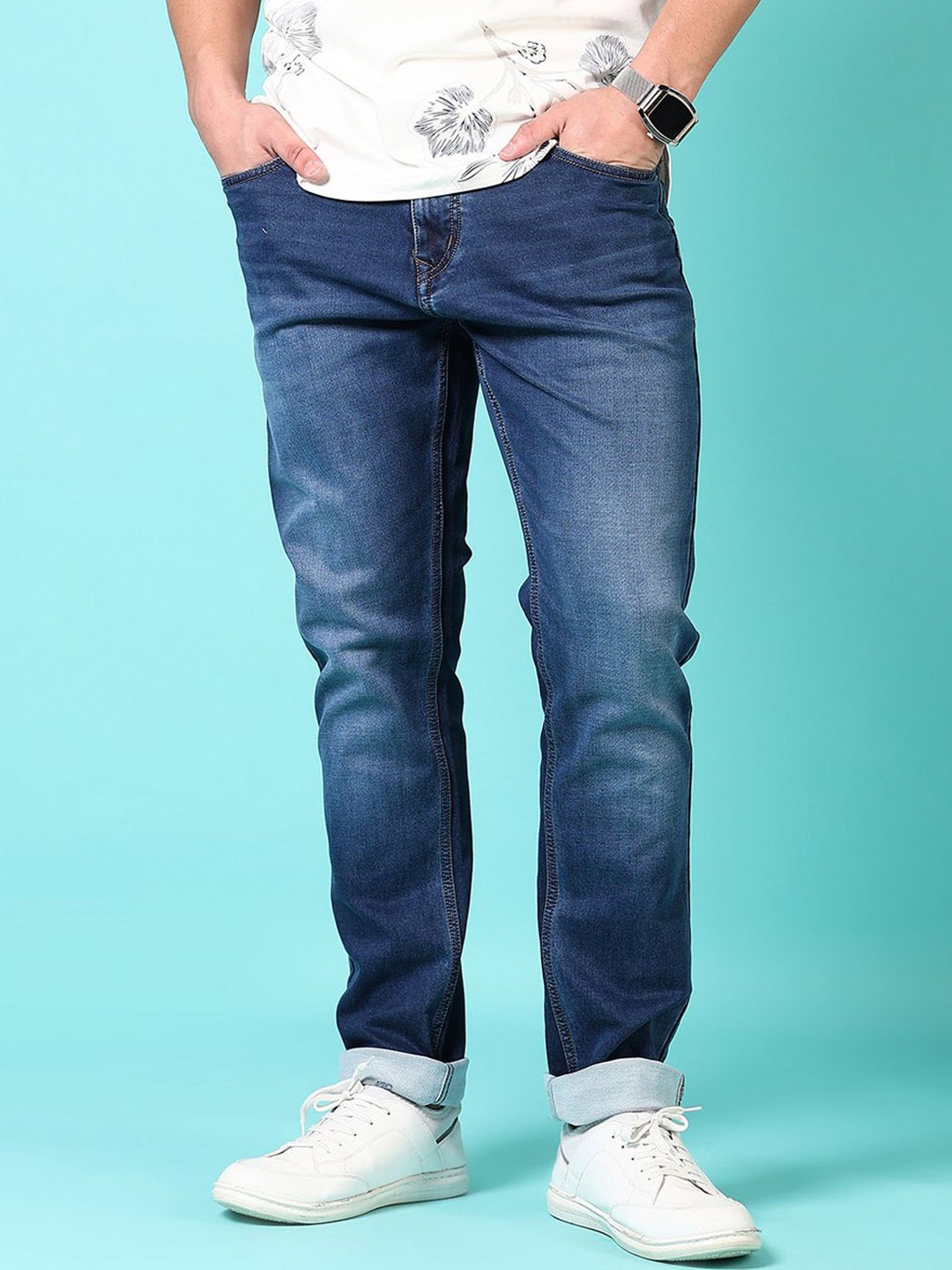 

V-Mart Men Light Fade Cotton Mid-Rise Jeans, Blue