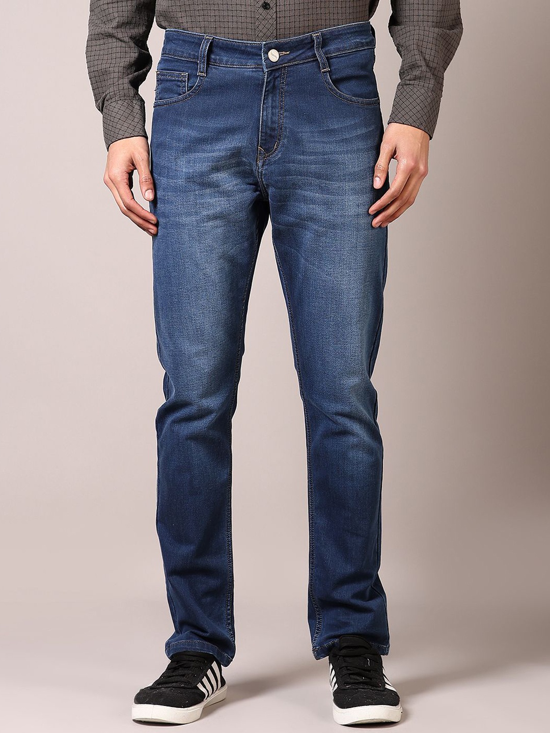 

V-Mart Men Mid-Rise Light Fade Jeans, Blue