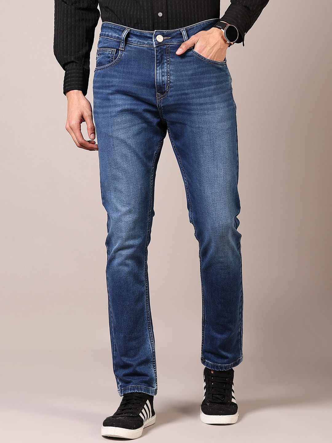 

V-Mart Men Mid-Rise Light Fade Jeans, Blue