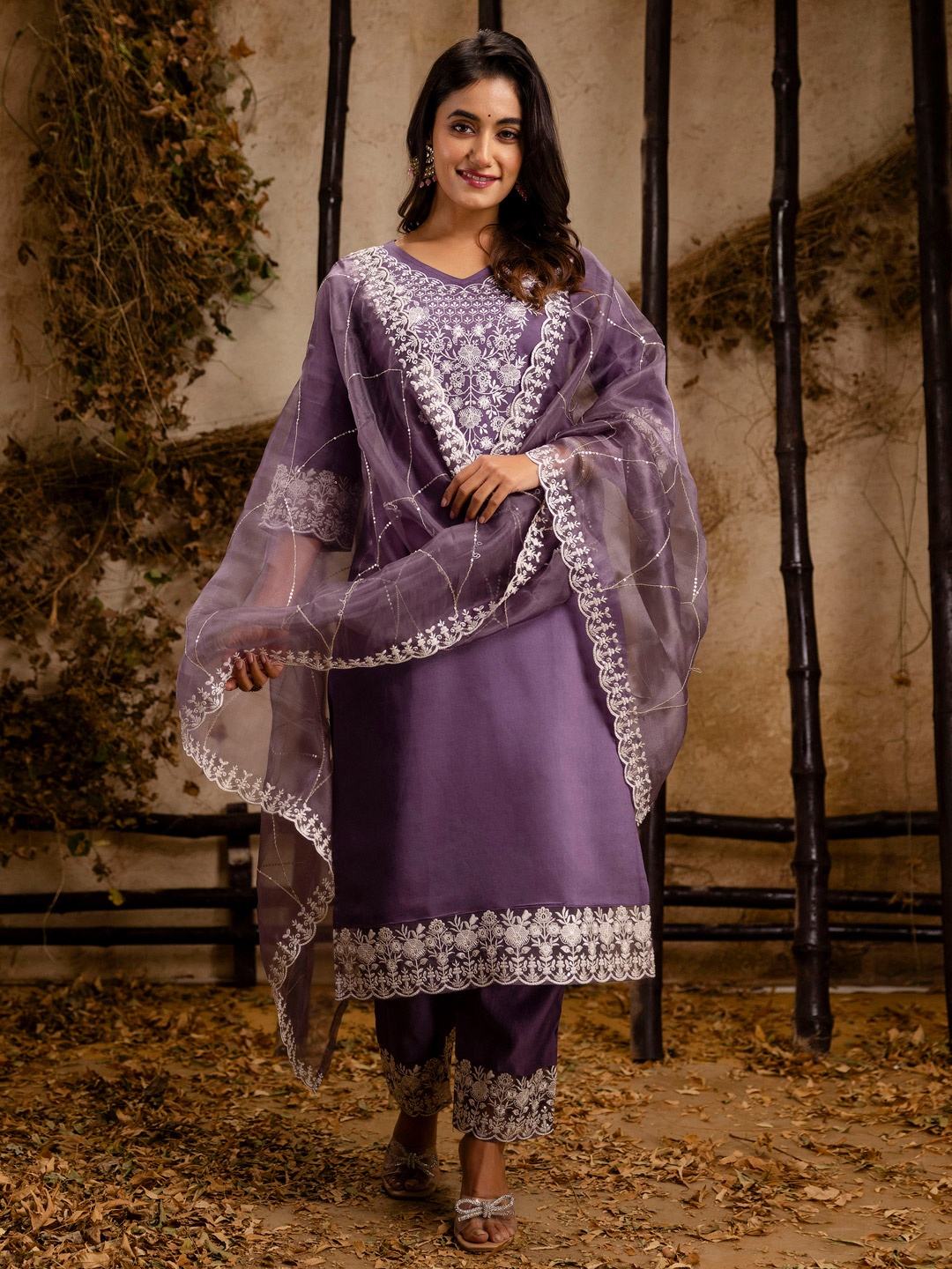 

VredeVogel Floral Embroidered V-Neck Straight Kurta With Trouser And Dupatta, Lavender