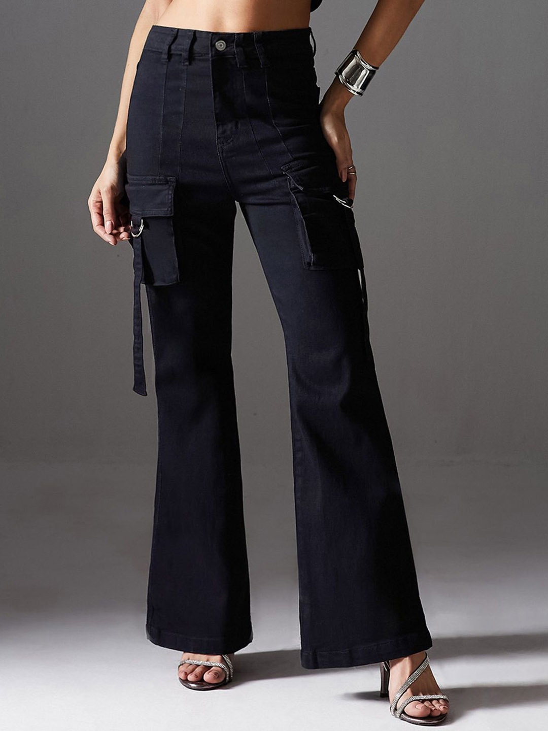 

Miss Chase Women High-Rise Bootcut Stretchable Jeans, Black