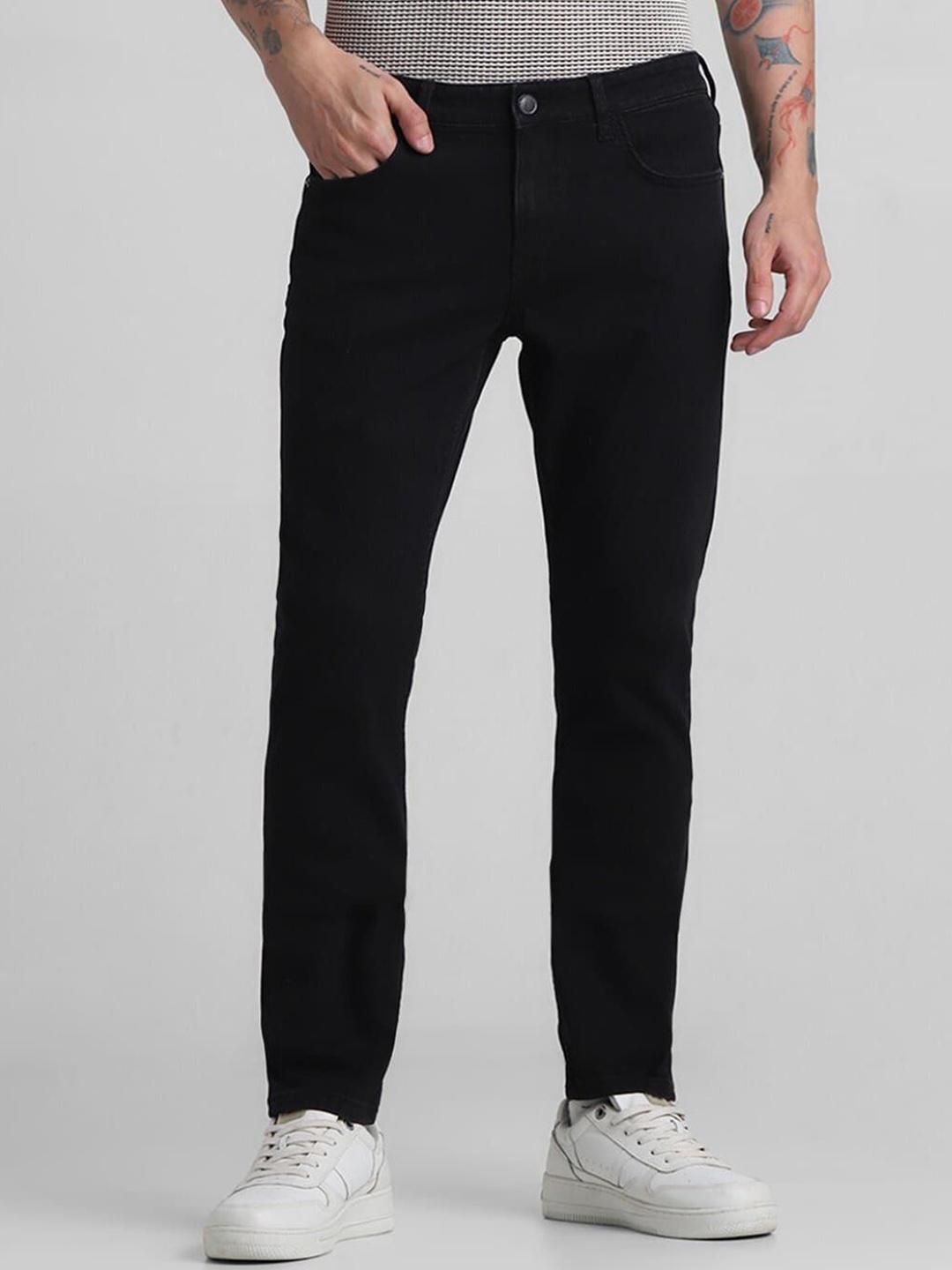 

ComfyStyle Men Stretchable Regular Fit Mid-Rise Jeans, Black