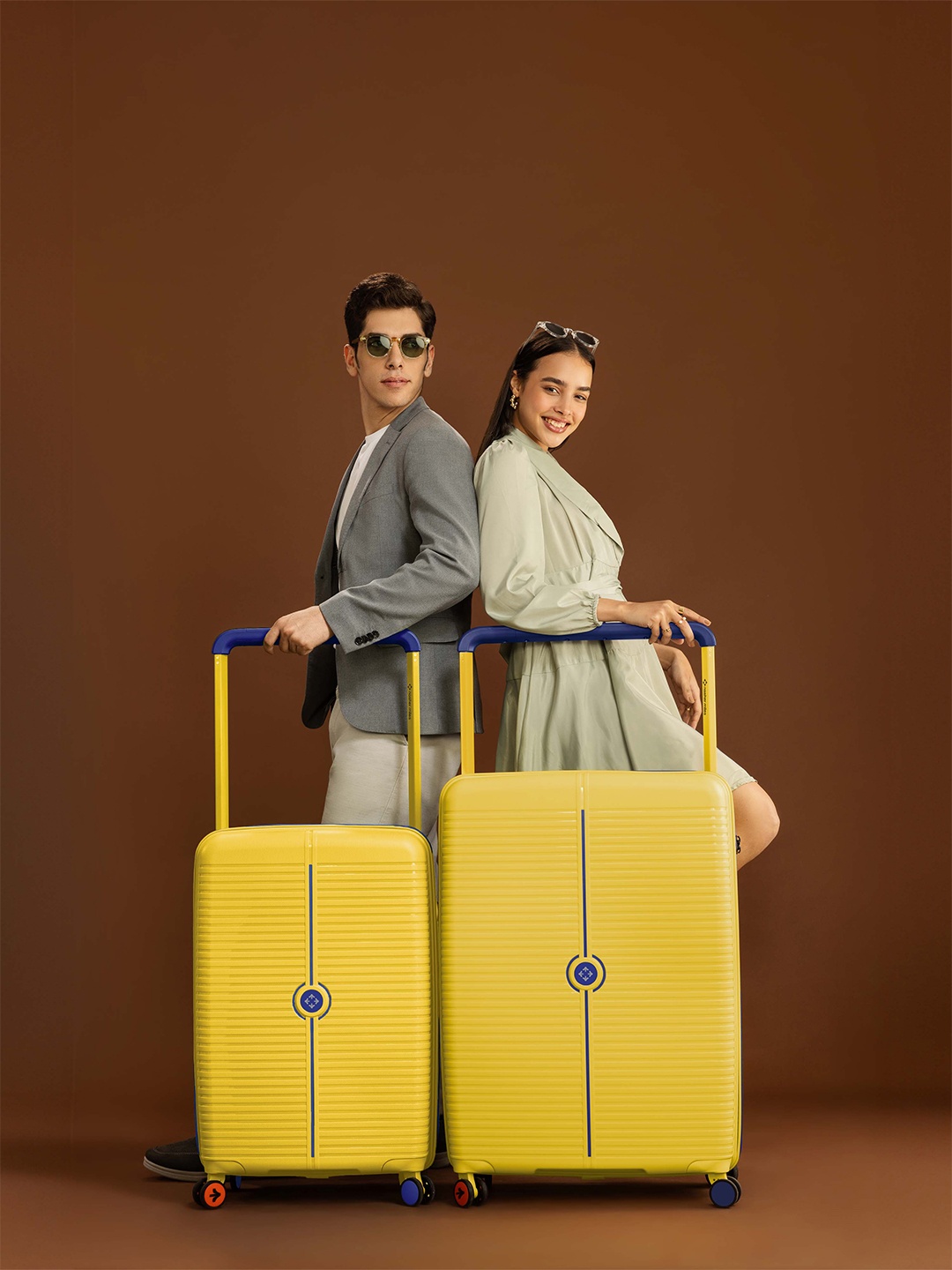 

Nasher Miles Unisex Dubai Polypropylene Set of 2 M/L Yellow Trolley Bags (65-75 cm)
