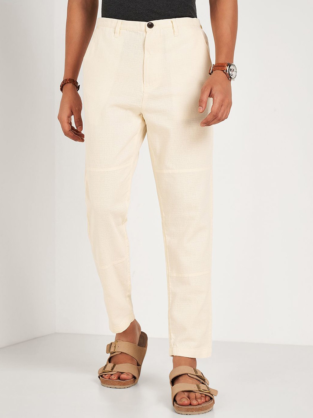 

7 Alt by Pantaloons Men Slim Fit Mid-Rise Cotton Chinos Trousers, Silver