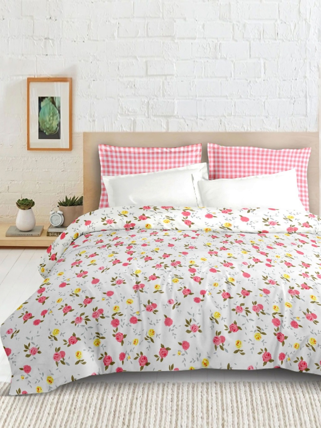 

Enchant Home Red and White Floral 120 TC Queen Bedsheet Set- 2.54 m x 2.28 m, Pink