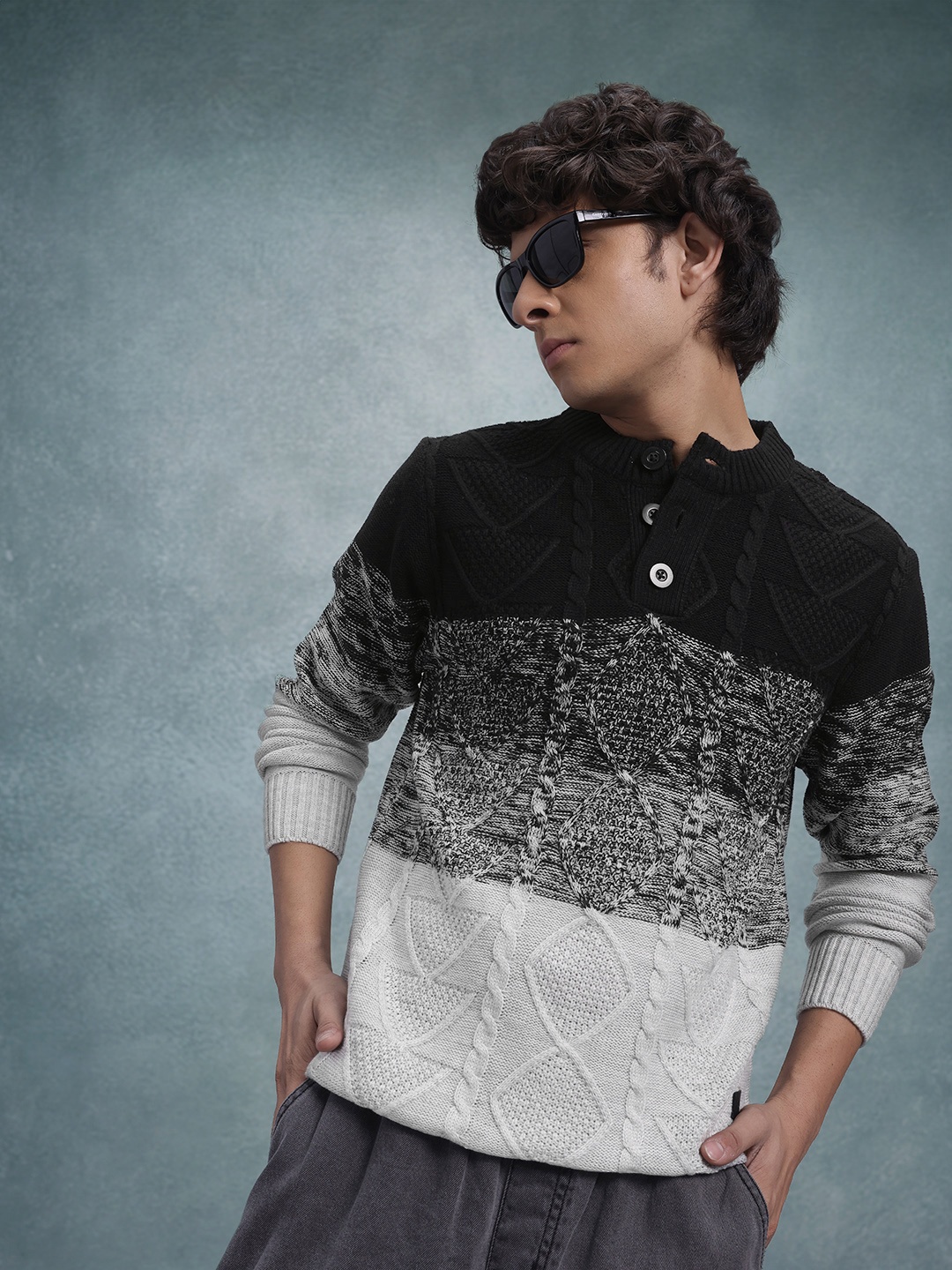 

The Roadster Lifestyle Co. Colourblocked Cable Knit Pullover, Black