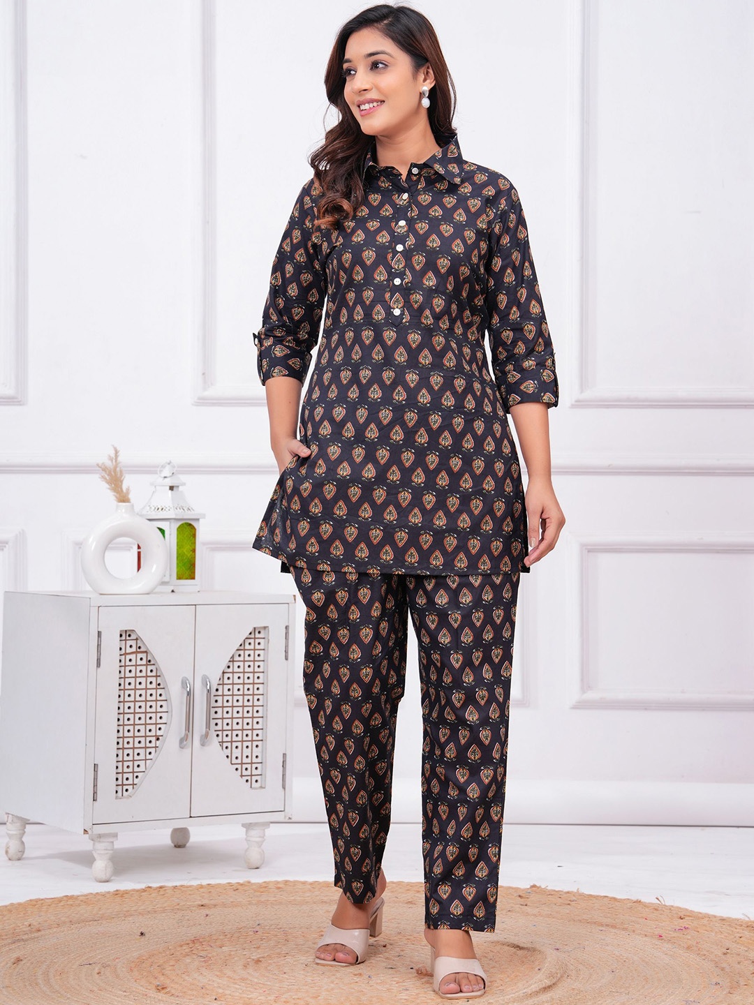 

NITVAN Ethnic Motifs Printed Cotton Co-ord set, Black