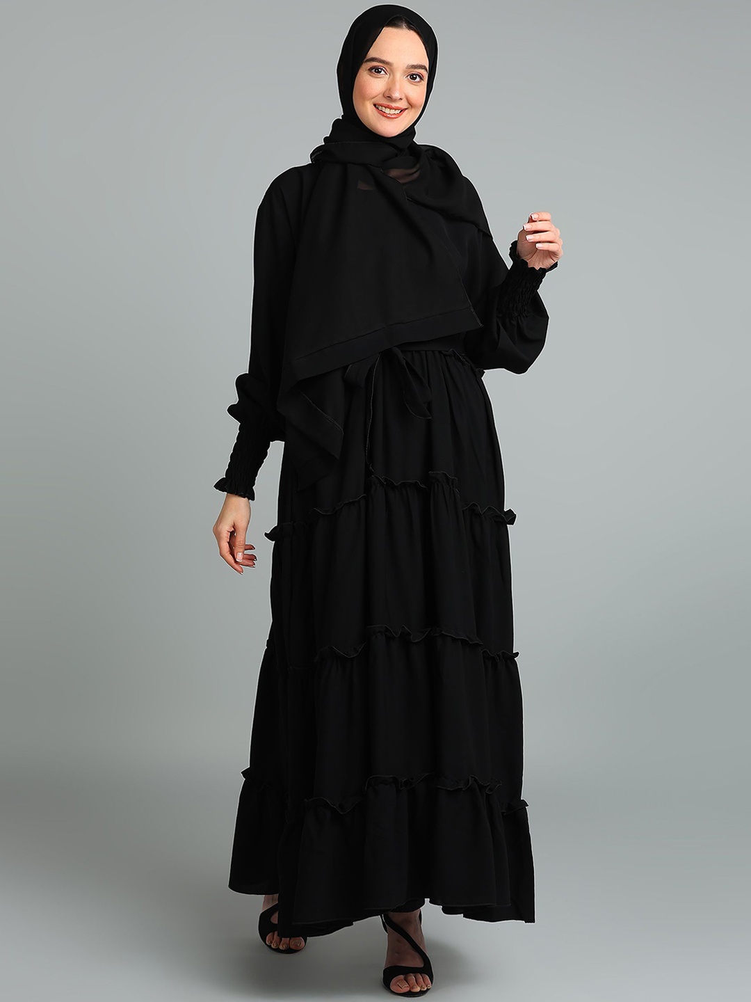 

BROKE BRAND Ubmrella Jalar Abaya, Black