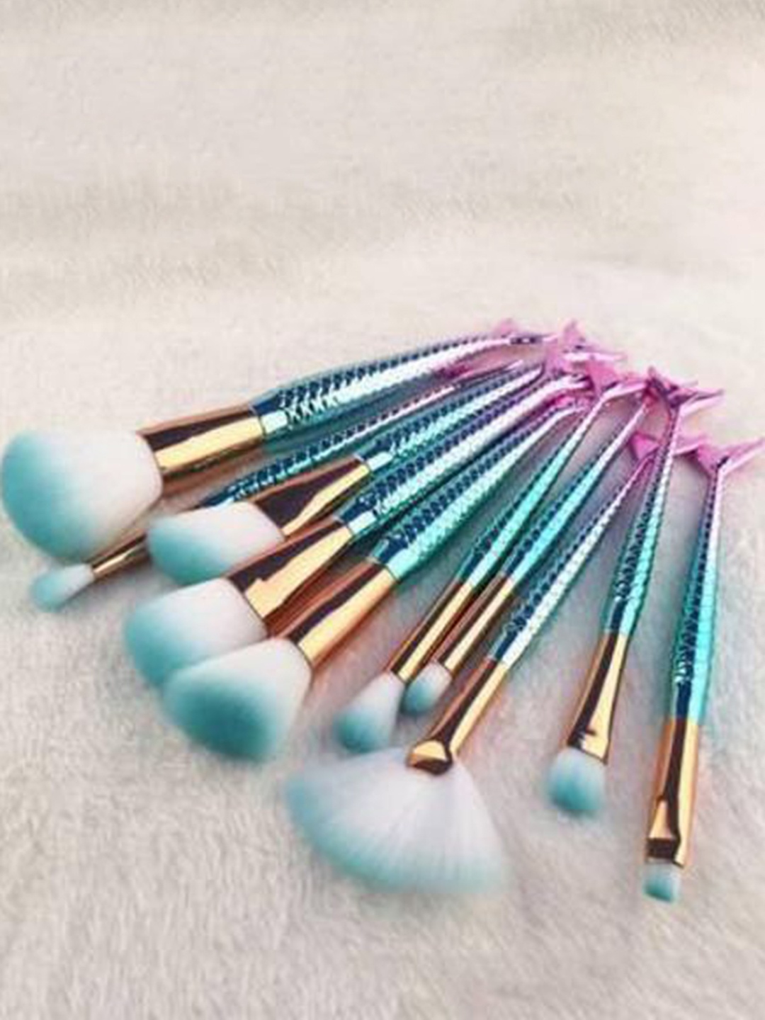 

Lenon Set Of 10 Fish Makeup Brushes - Blue & Pink