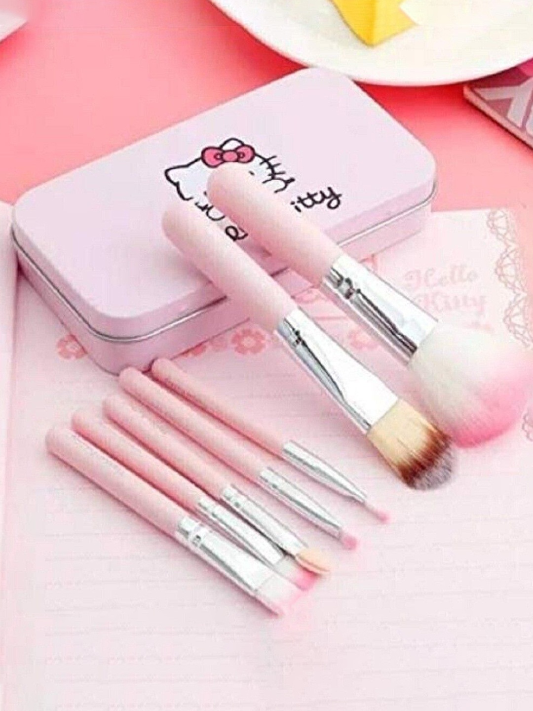 

Lenon Set Of 7 Soft Bristle Makeup Brushes - Pink & White
