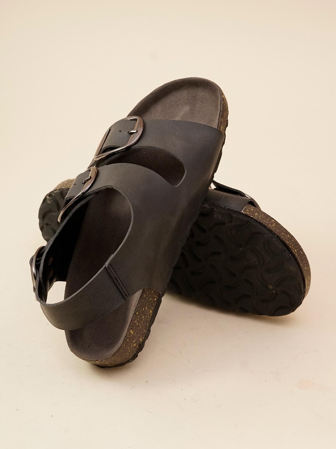 

Big Fox Women Open Toe Flats, Black