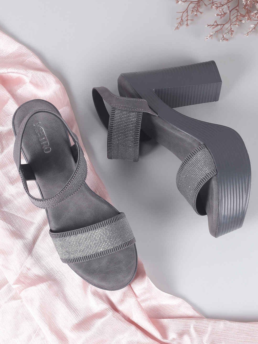 

Metro Block Sandals, Grey
