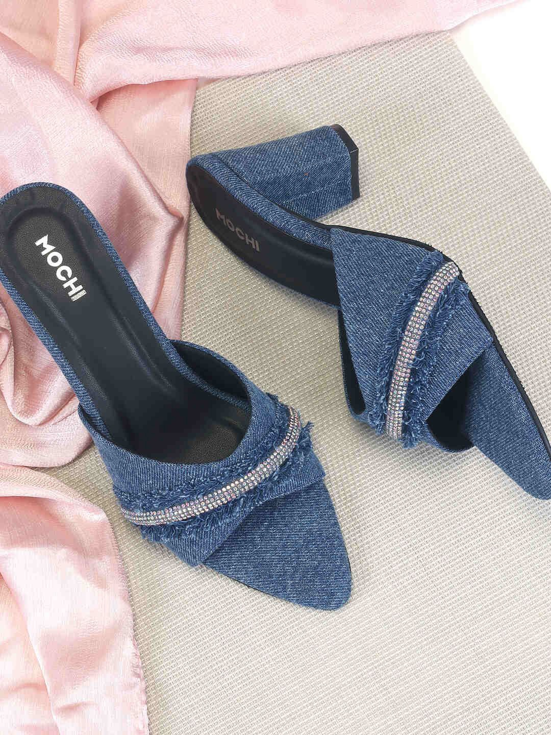 

Mochi Block Sandals with Bows, Blue
