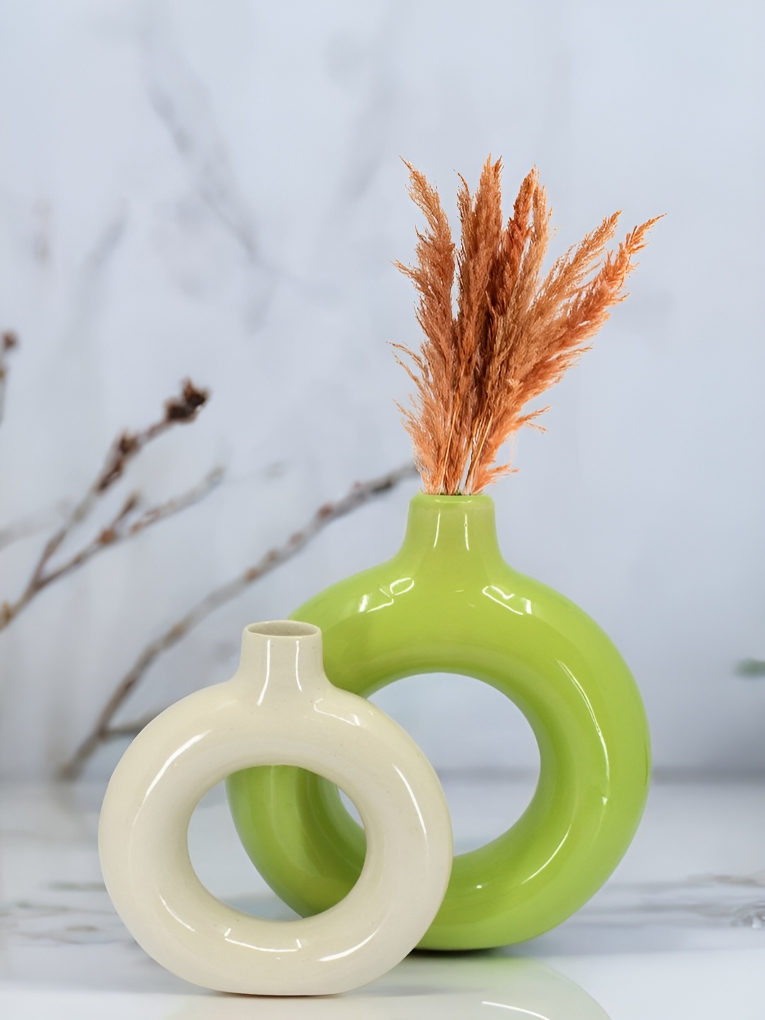 

The Decor Lane 2-Pcs Green & White Ceramic Donut Vase