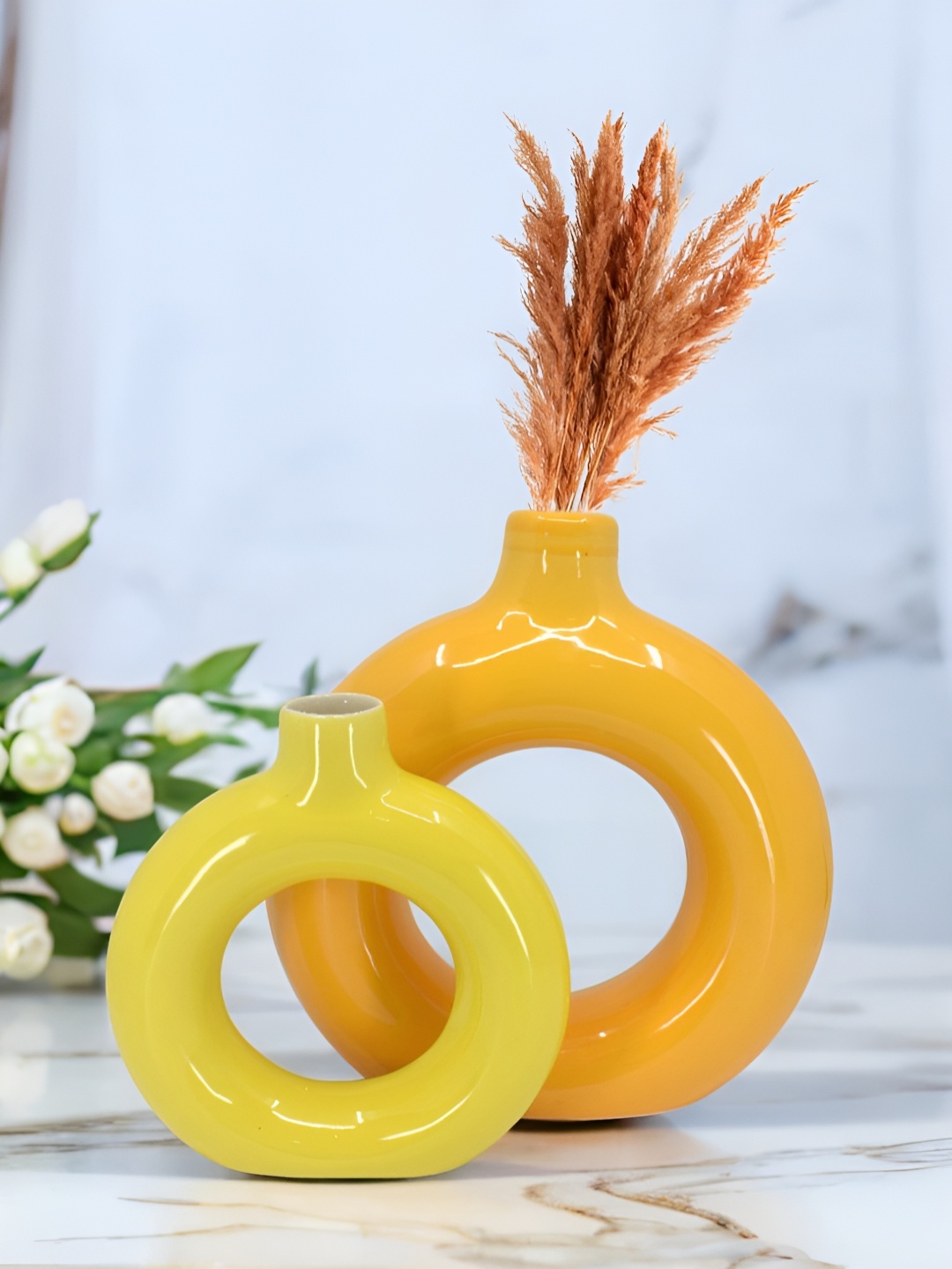 

The Decor Lane 2-Pcs Yellow & Orange-Colored Ceramic Donut Vase