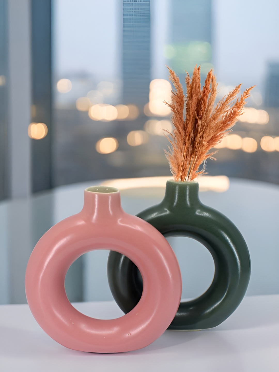 

The Decor Lane 2-Pcs Green & Pink Ceramic Donut Vase