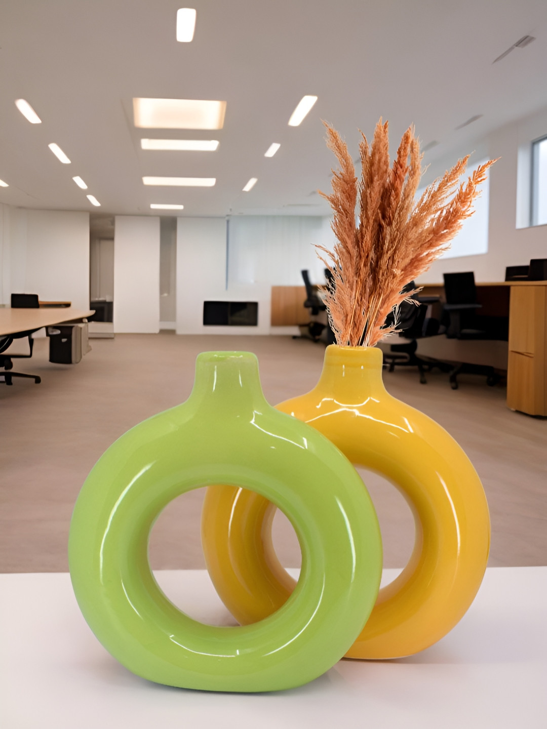 

The Decor Lane 2-Pcs Green & Orange-Colored Ceramic Donut Vase