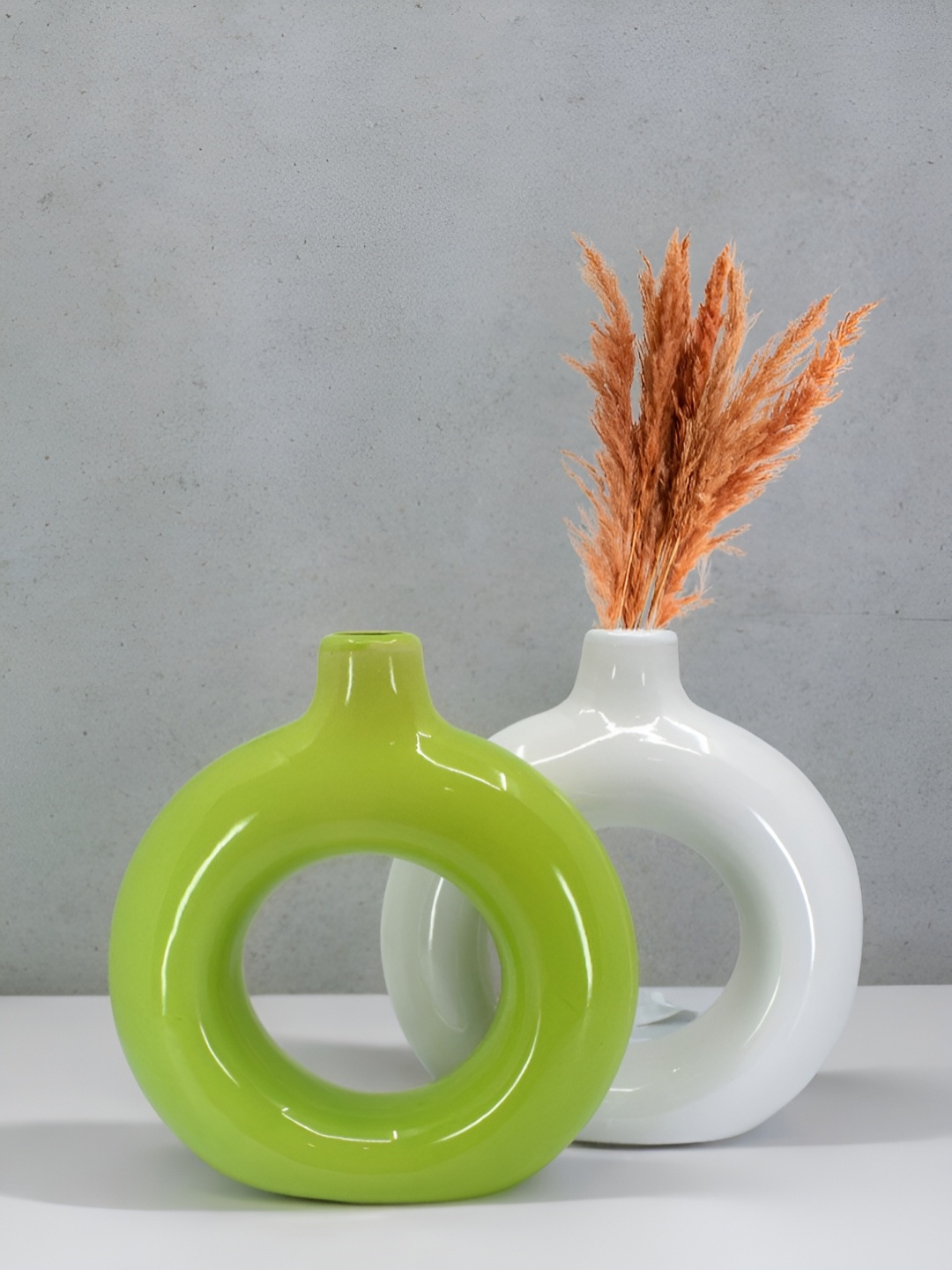 

The Decor Lane 2-Pcs Green & White Ceramic Donut Vase