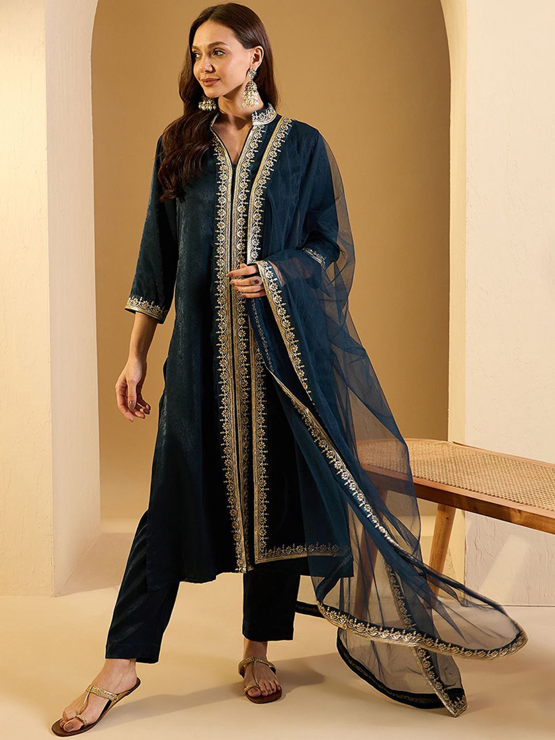 

Inddus Floral Embroidered Mandarin Collar Velvet Kurta With Trouser And Dupatta, Teal