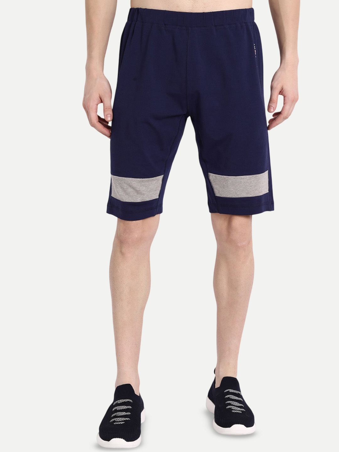 

AMSWAN Men Printed Low-Rise Running Shorts, Navy blue