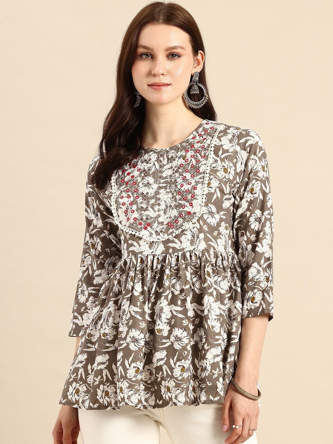 

A&K Embroidered Floral Print Peplum Top, Grey