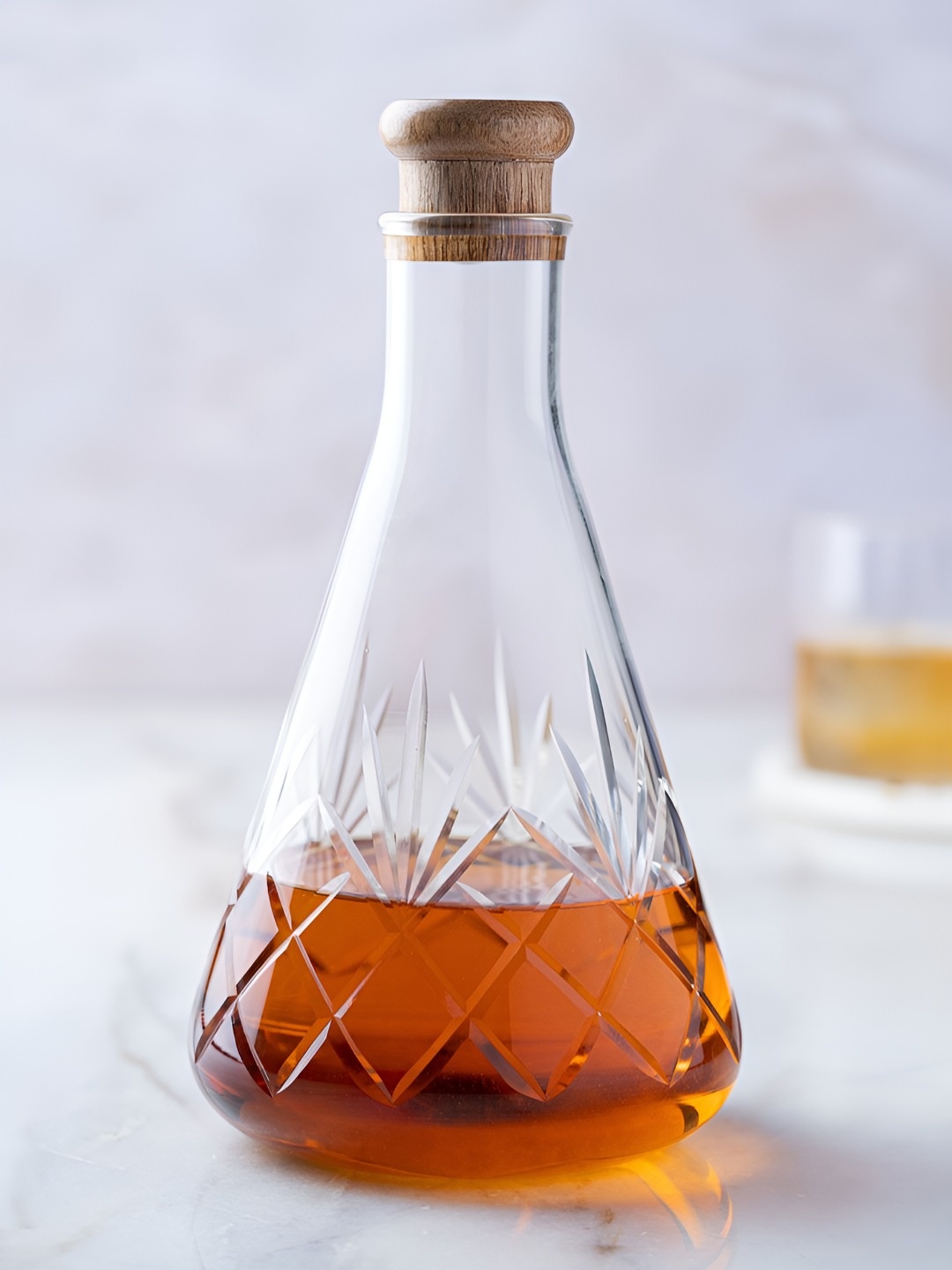 

BOROSIL Transparent Hand-Etched Borosilicate Glass Whiskey Decanter 1 L