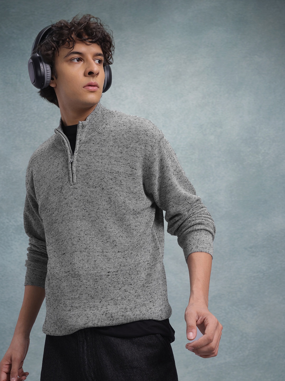 

The Roadster Lifestyle Co. Solid Half Zipper Pure Cotton Pullover, Grey melange