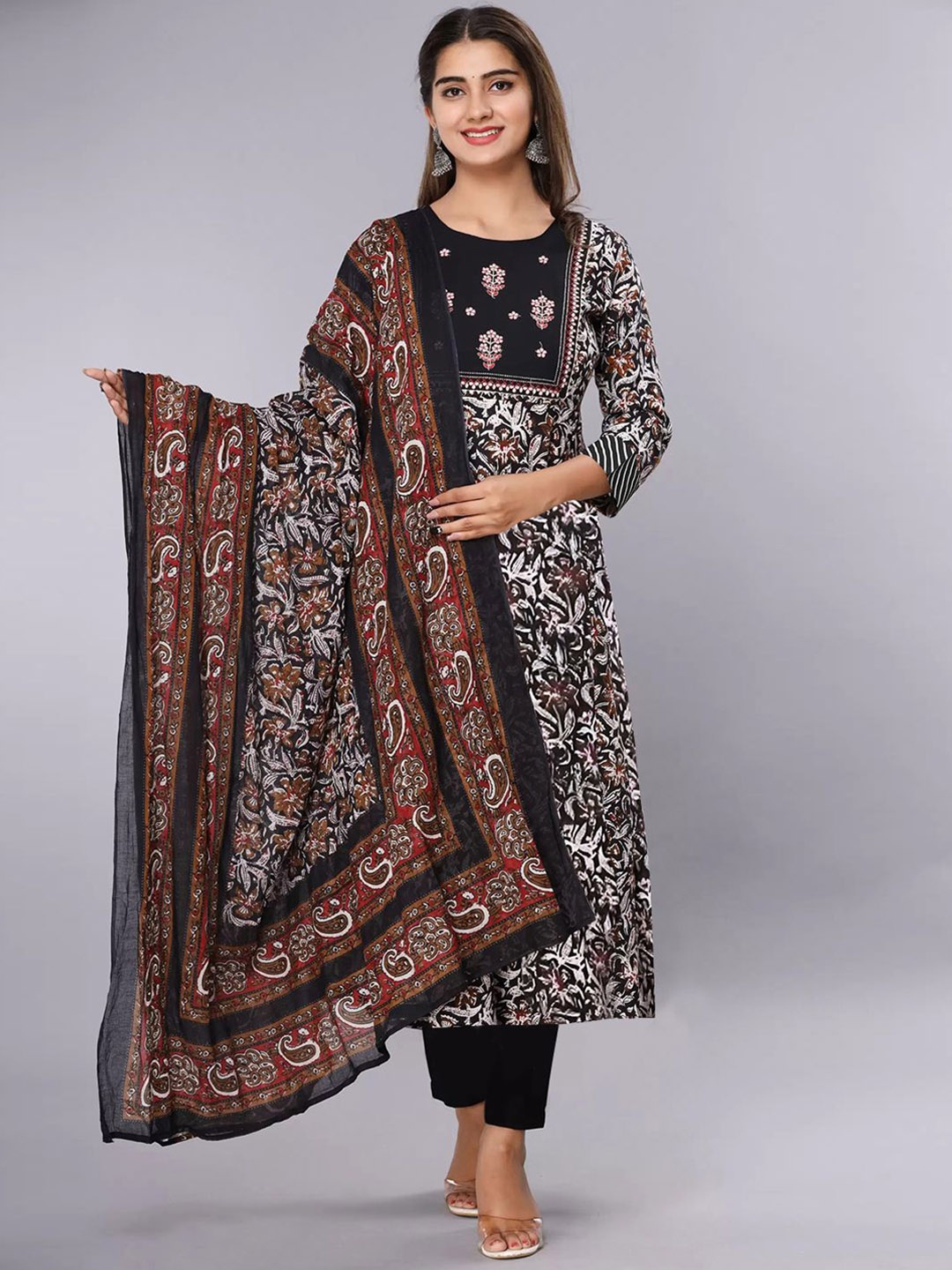 

7Threads Ethnic Motifs Printed Round Neck A-Line Kurta With Trousers And Dupatta, Black