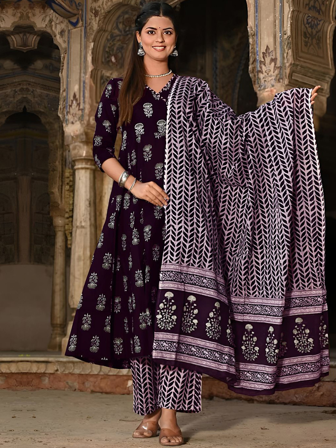 

7Threads Ethnic Motifs Printed V-Neck Anarkali Kurta With Trousers And Dupatta, Purple