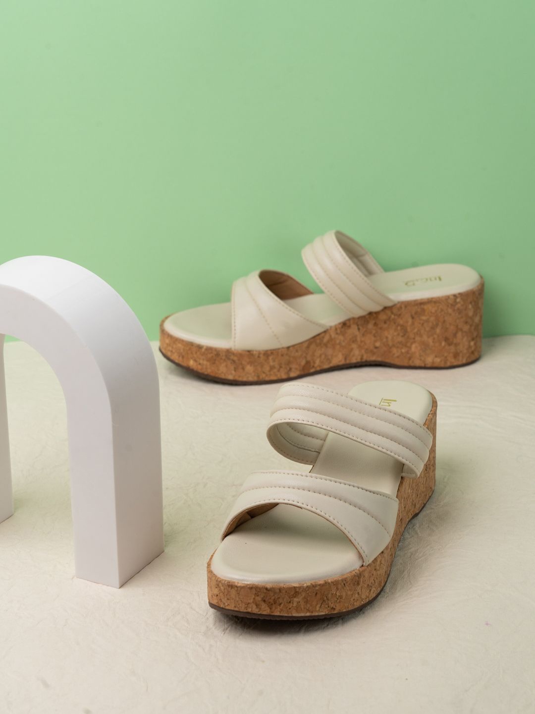 

Inc 5 Wedge Sandals with Bows, Cream