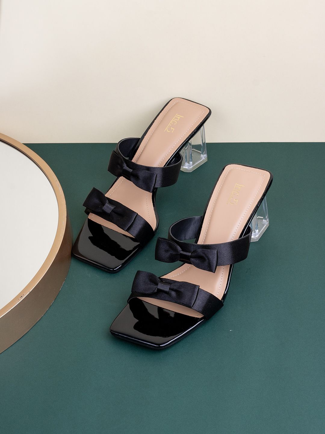 

Inc 5 Women Block Sandals, Black