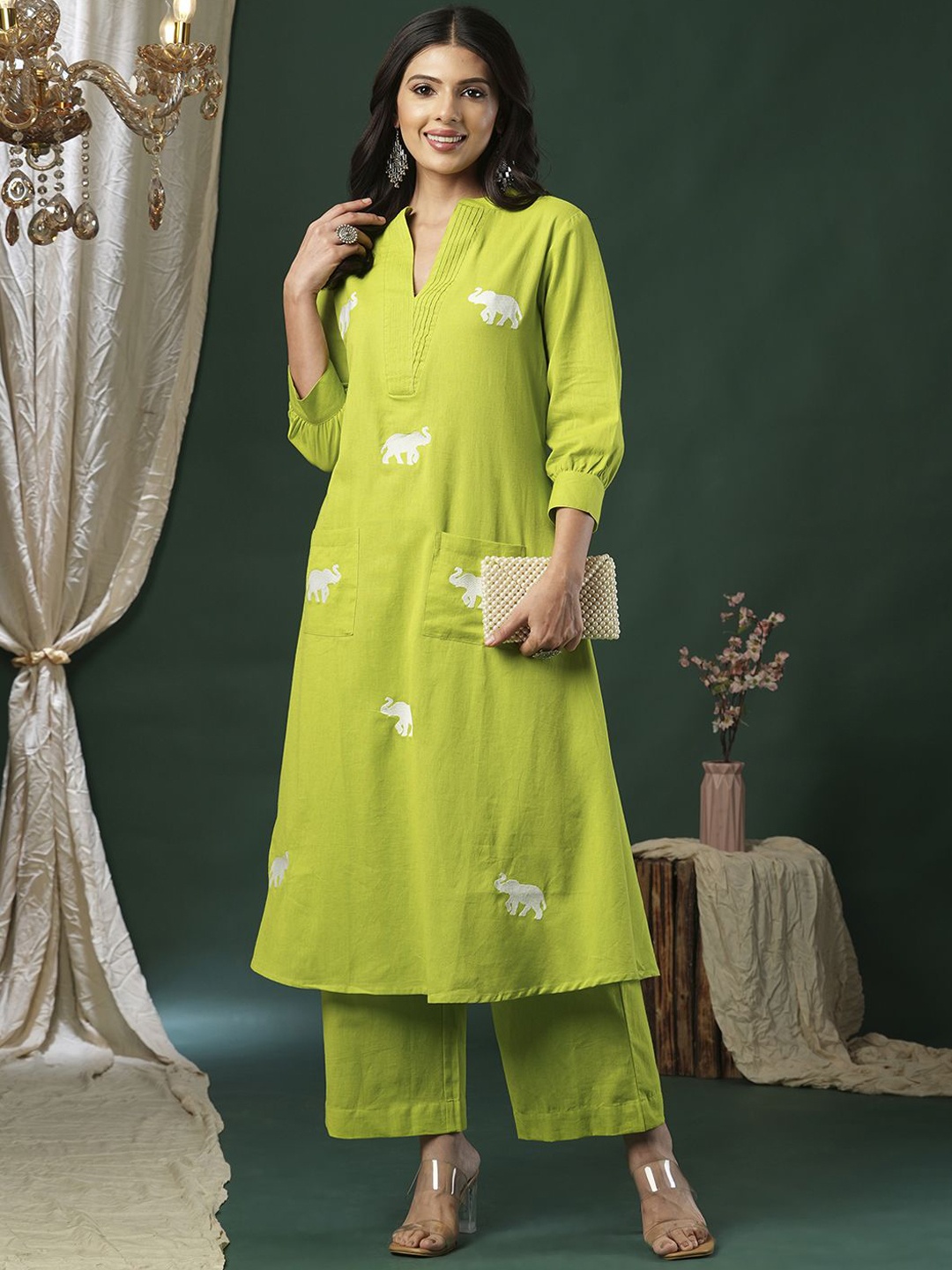 

INDYES Animal Embroidered Mandarin Collar A-Line Pure Cotton Kurta with Palazzo, Lime green