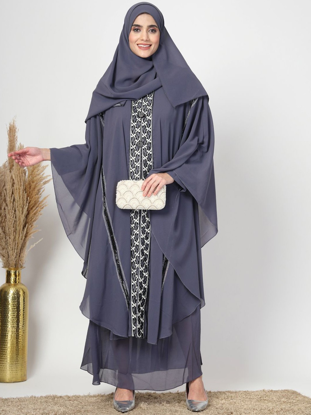 

KLOTTHE Embroidered U Neck Burqa With Scarf, Purple