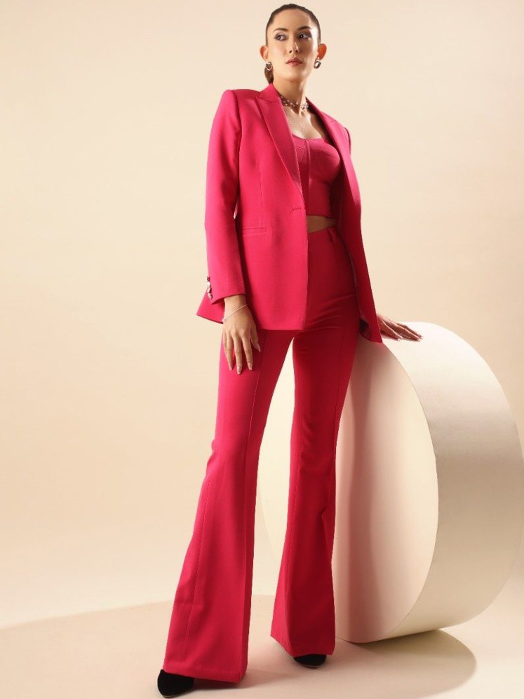 

VOLCAPE ROSE Peaked Lapel Collar Single-Breasted Slim Fit Blazer With Trousers, Pink