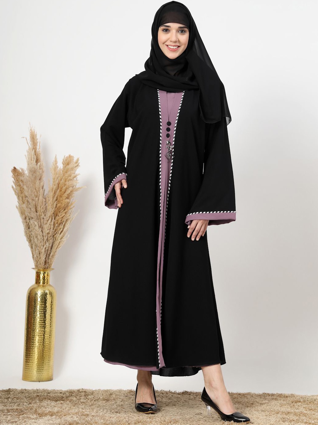 

Klotthe Embellished V-Neck Long Sleeves Abaya With Scarf, Black