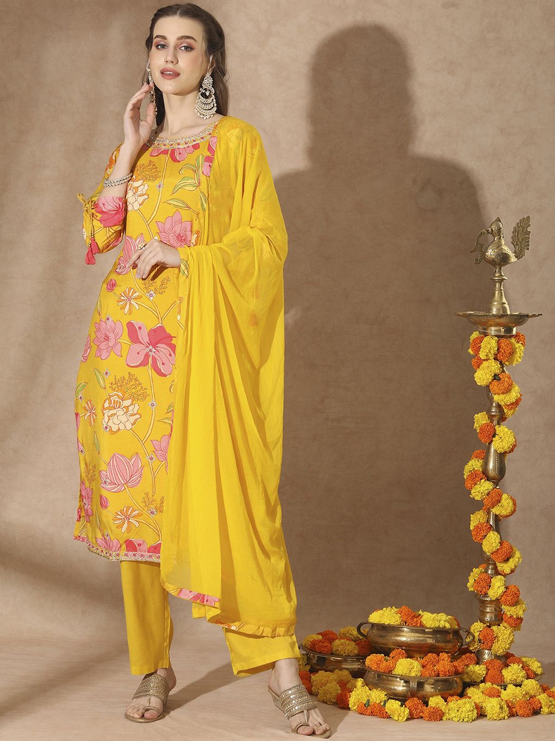 

FASHOR Floral Printed Sequnnied Straight Kurta With Trousers And Dupatta, Yellow