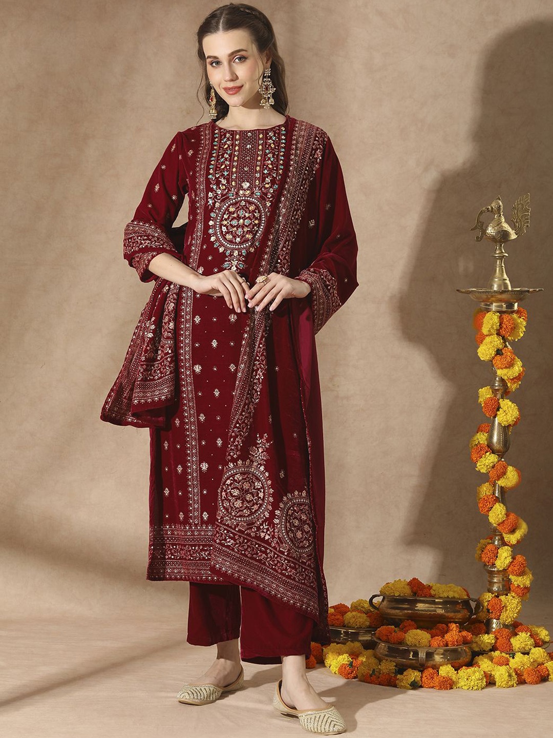 

FASHOR Floral Embroidered Velvet Straight Kurta With Palazzos & Dupatta, Maroon