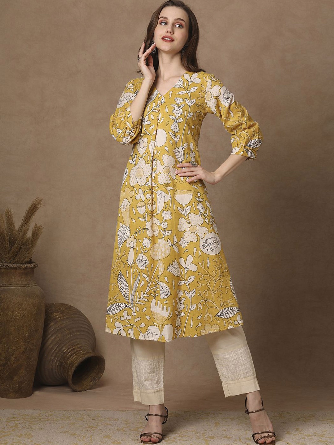 

FASHOR Floral Printed V-Neck Pure Cotton A-Line Kurta, Yellow