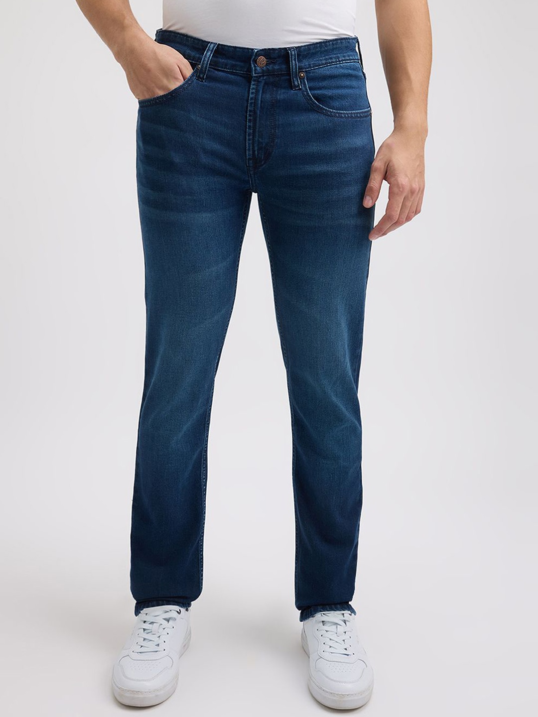 

Pepe Jeans Men Vapour Slim Fit Mid Rise Light Fade Stretchable Jeans, Blue