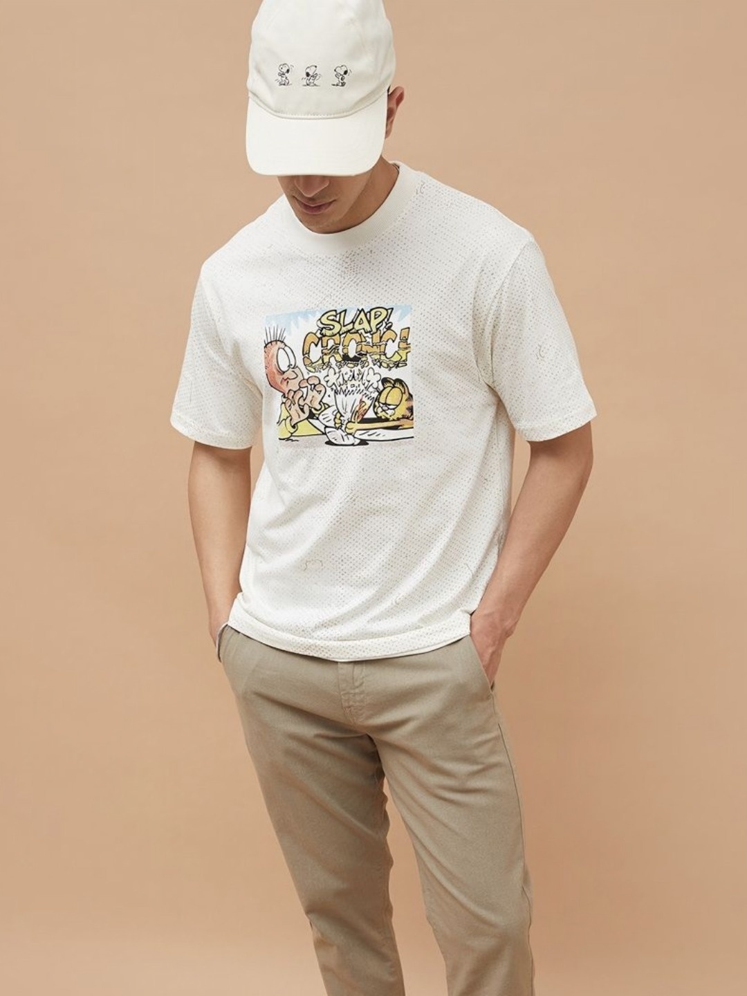 

Fame Forever by Lifestyle Men Printed Applique T-shirt, Off white